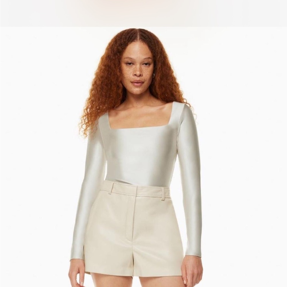 Aritzia Contour Bodysuit Size L